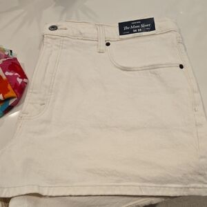 Abercrombie & Fitch Cream Mom Shorts